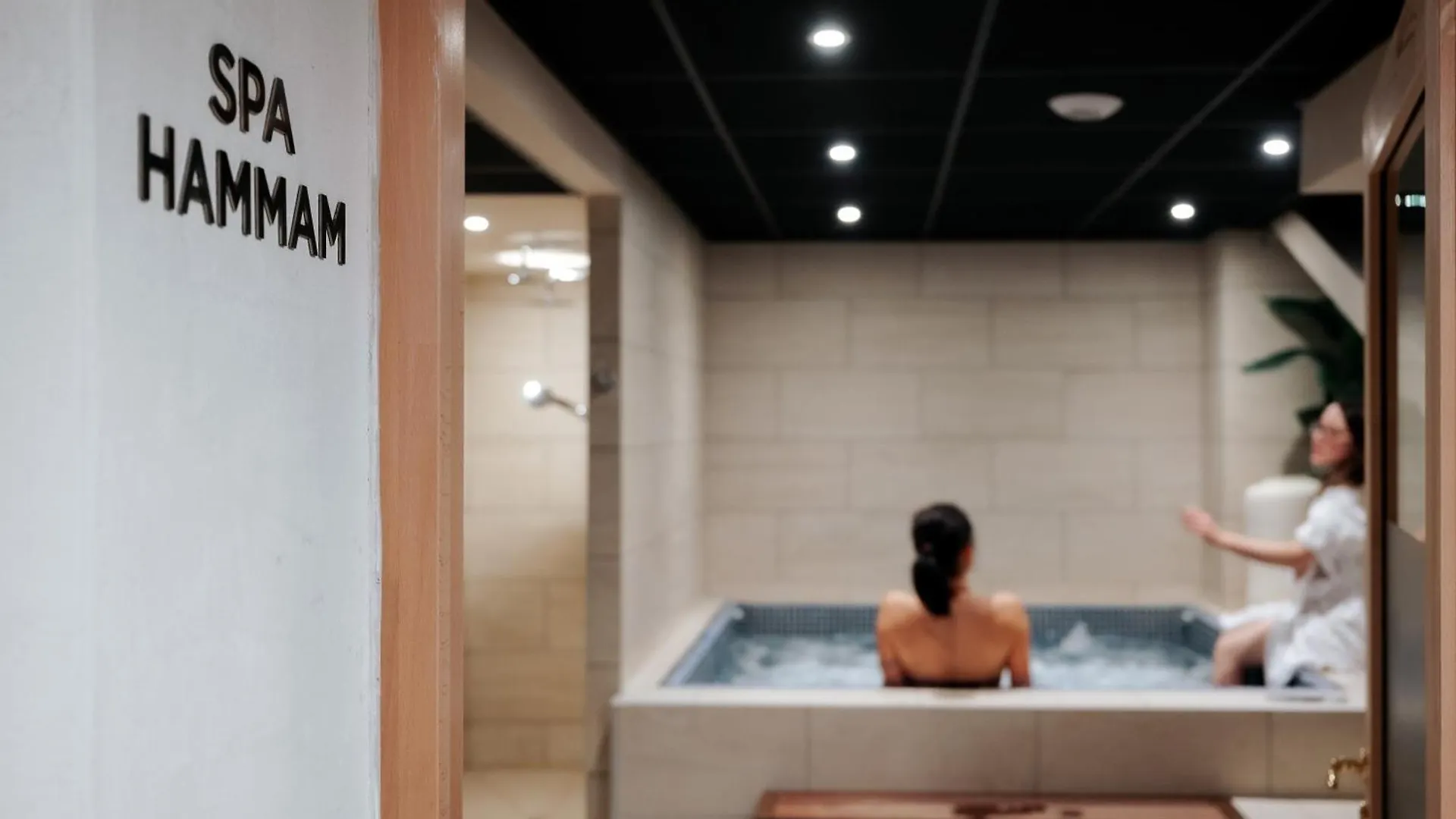 Keystone Hotel & Spa Lyon 4*,  Frankreich